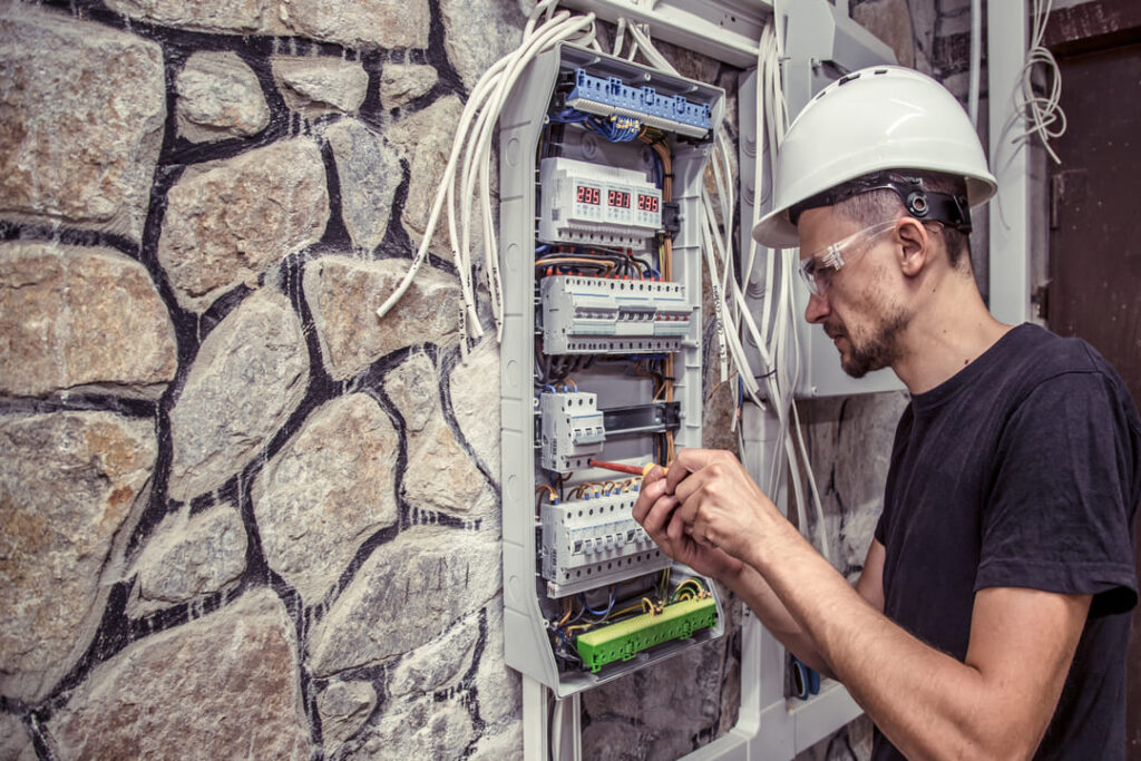 O laudo de instalações elétricas apresenta 1 ano de validade.